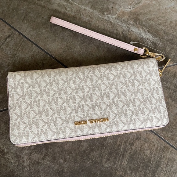 Michael Kors Jet Set Travel Large Travel CONTINENTAL Wristlet-Wallet - Picture 10 of 16